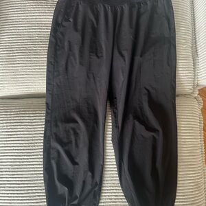 lululemon athletica Black Capris